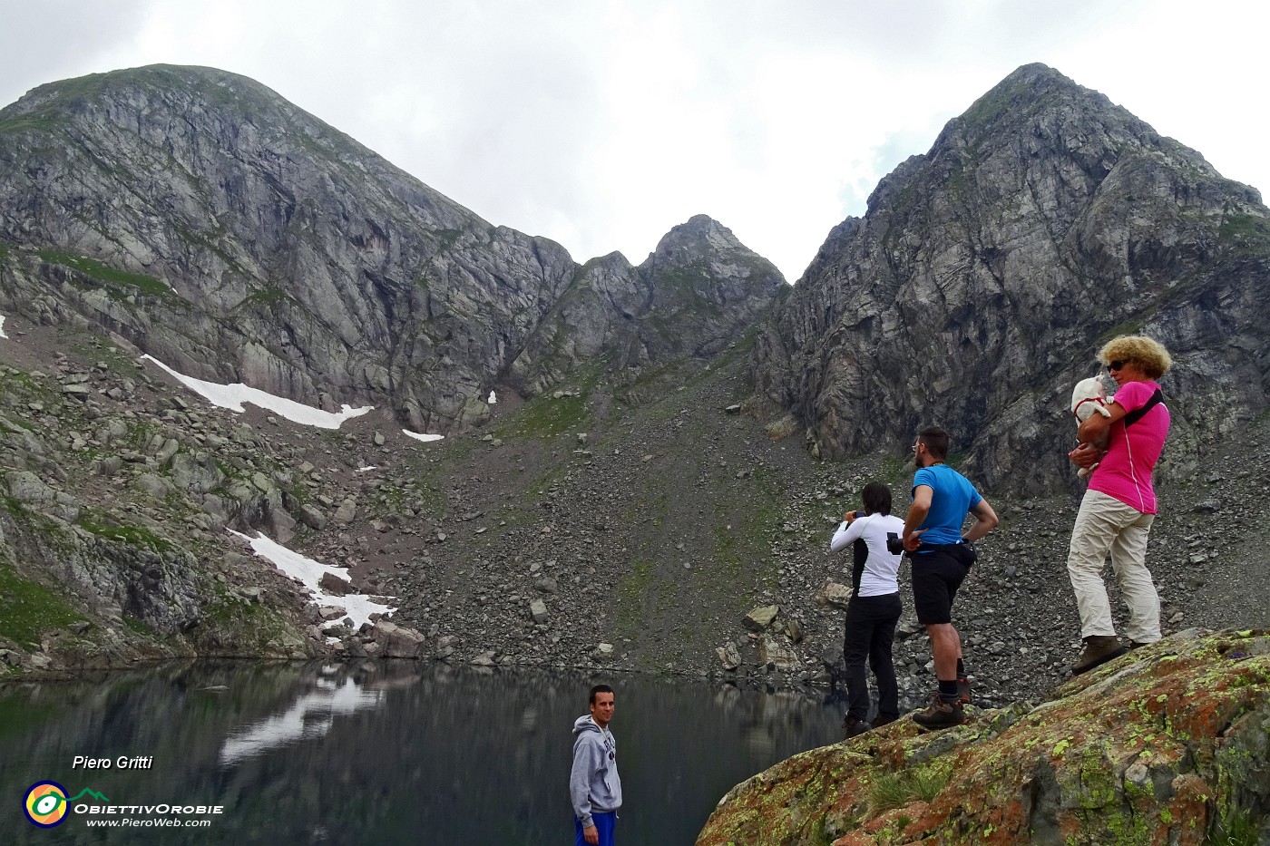 54 Lago Rotondo (2256 m) con Pizzo di Trona 510 m).JPG -                                